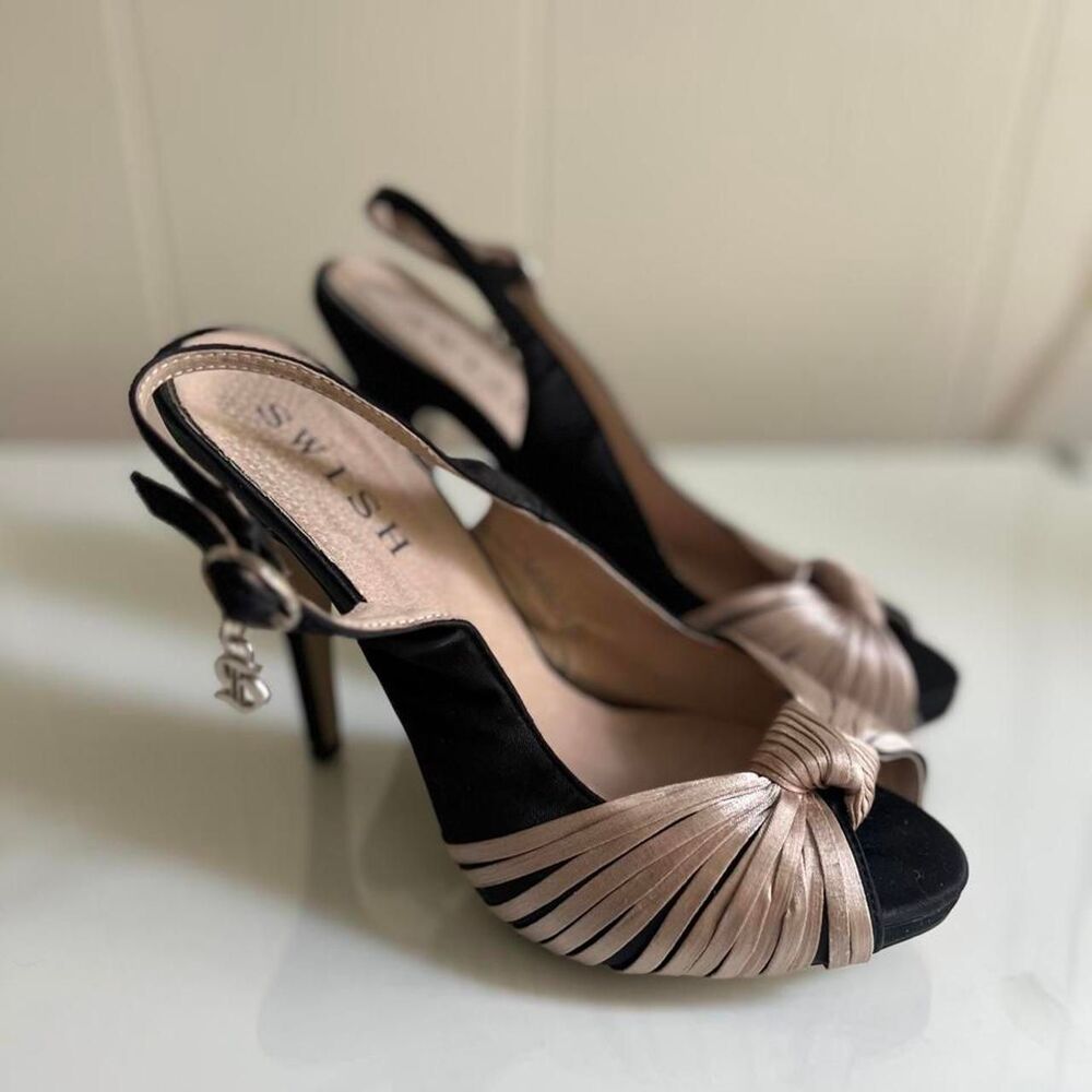 Unbranded Women's Black Courts